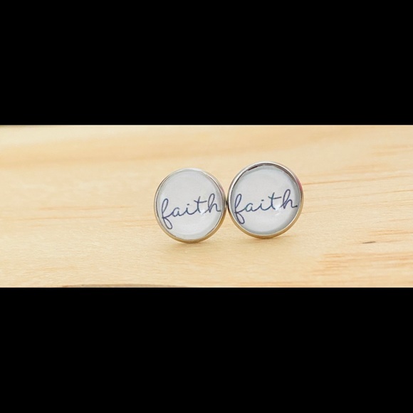 Love, Faith, Hope cabochon studs. - Picture 5 of 8